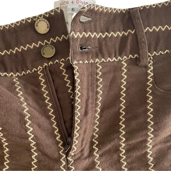 ❌ SOLD ❌ ALICE + Olivia Embroidered Flare Trousers Brown Size 6 - Picture 4 of 8